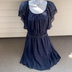 Pinky Capped Sleeved Dress Size 16